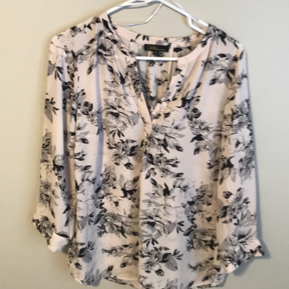 Dahlia Small Blush/Black Graphic Blouse